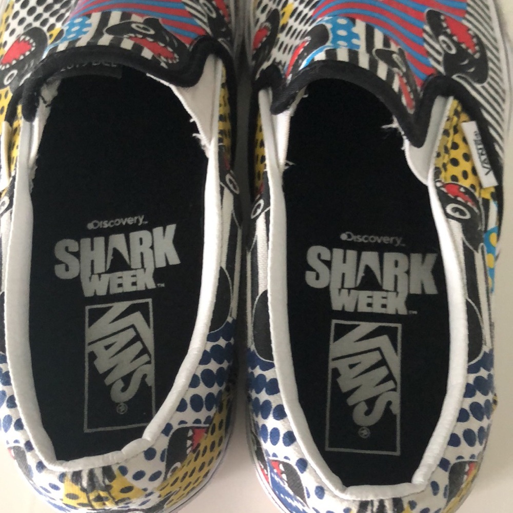 Vans Shark Week - Picture 3 of 4